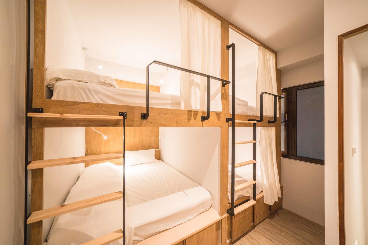 Phoenix Hostel Hualien Exterior foto