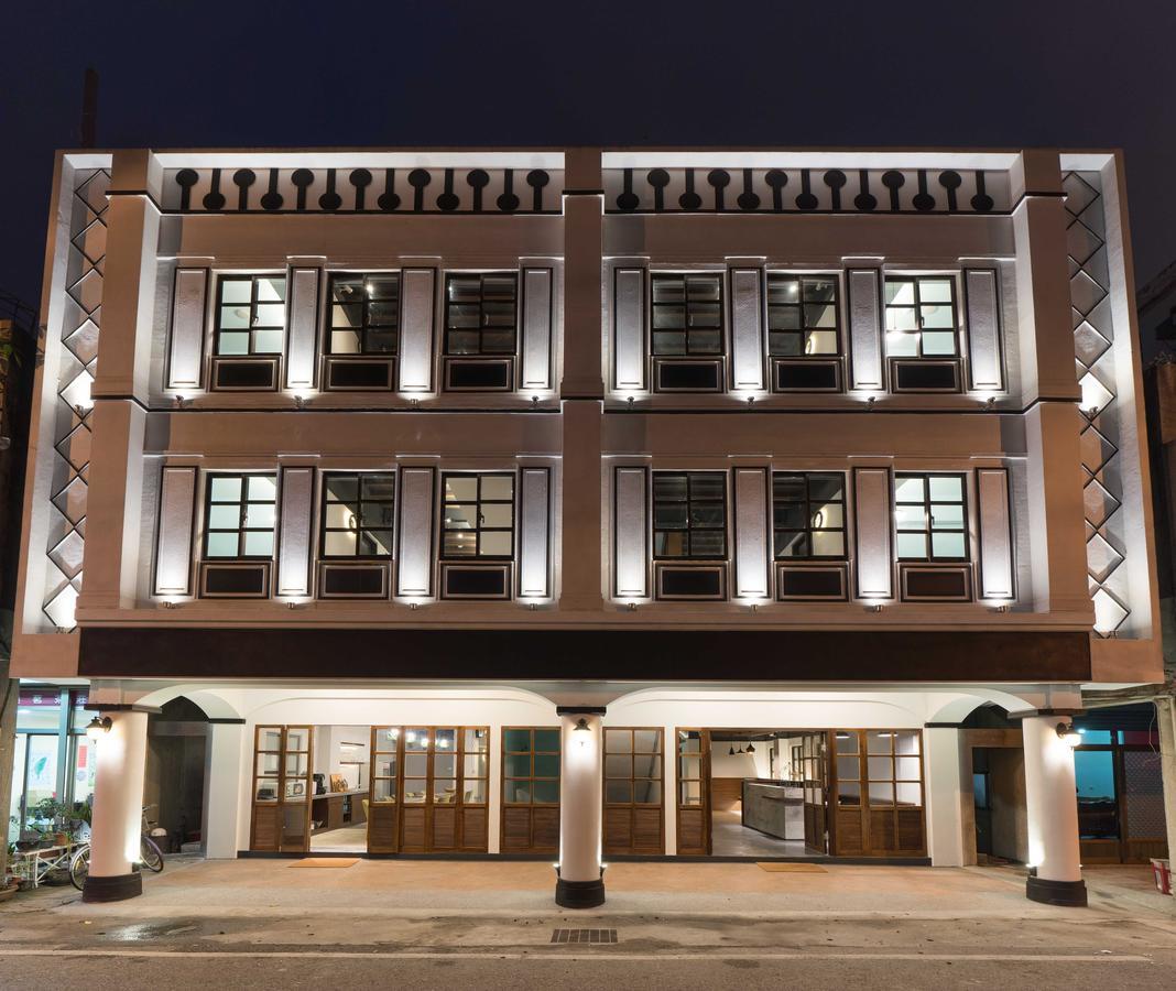 Phoenix Hostel Hualien Exterior foto